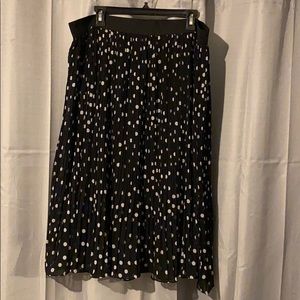 Torrid Pleated Polka Dot Skirt Size 2.